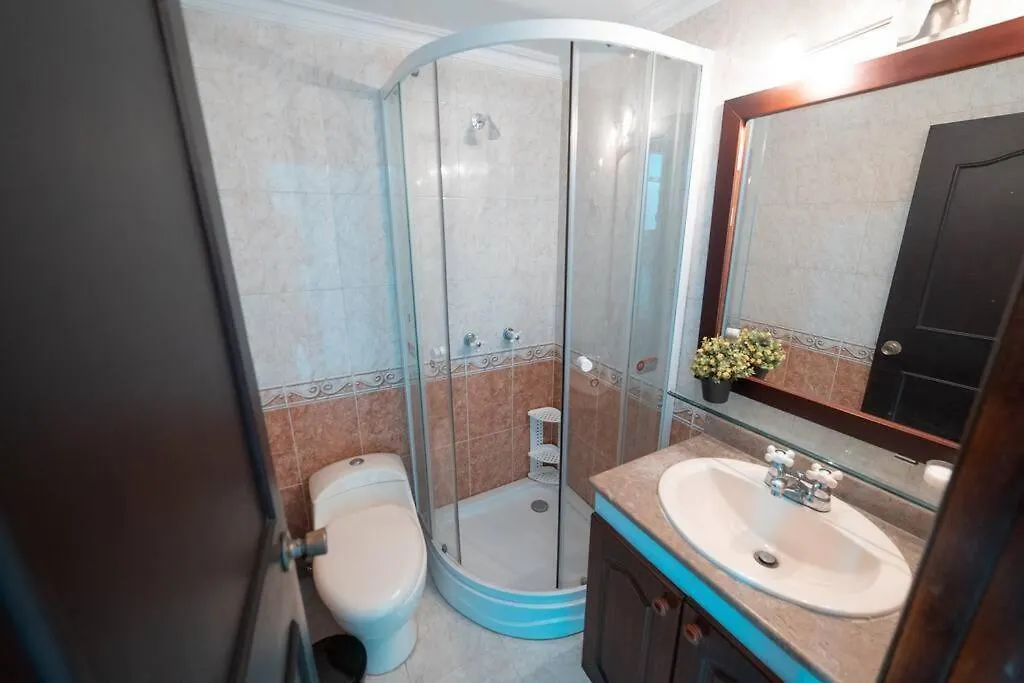 Apartamento Amoblado De 3 Habitaciones En Medellin Mlb301 0*,  Colombia